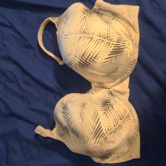 Victoria secret bra - Picture 2 of 4